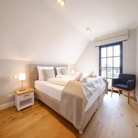 Reetland Am - Luxusplus Reetdachvilla Mit 4 Schlafzimmern, Aussensauna, Loungebereich Und Kamin H09 Dom wakacyjny